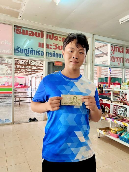 ไม่มีคำอธิบายรูปภาพ